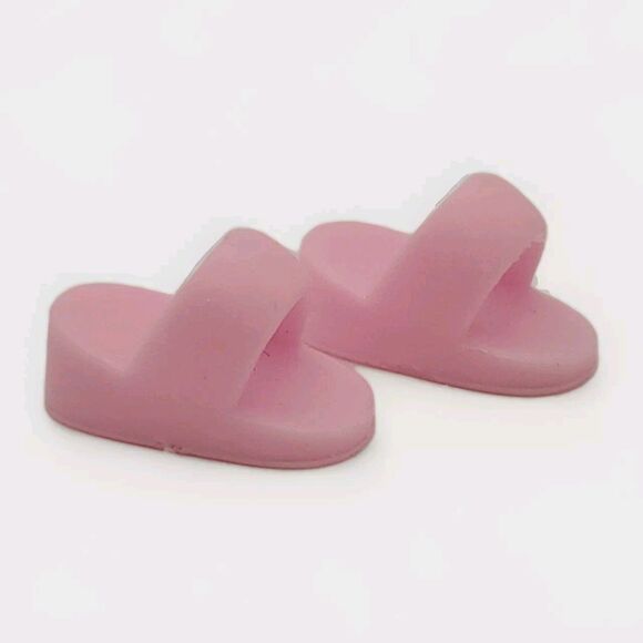 Vintage Kelly Chelsea Small Doll Slippers Pink Slides 90's Replacement Sandals - Picture 1 of 6